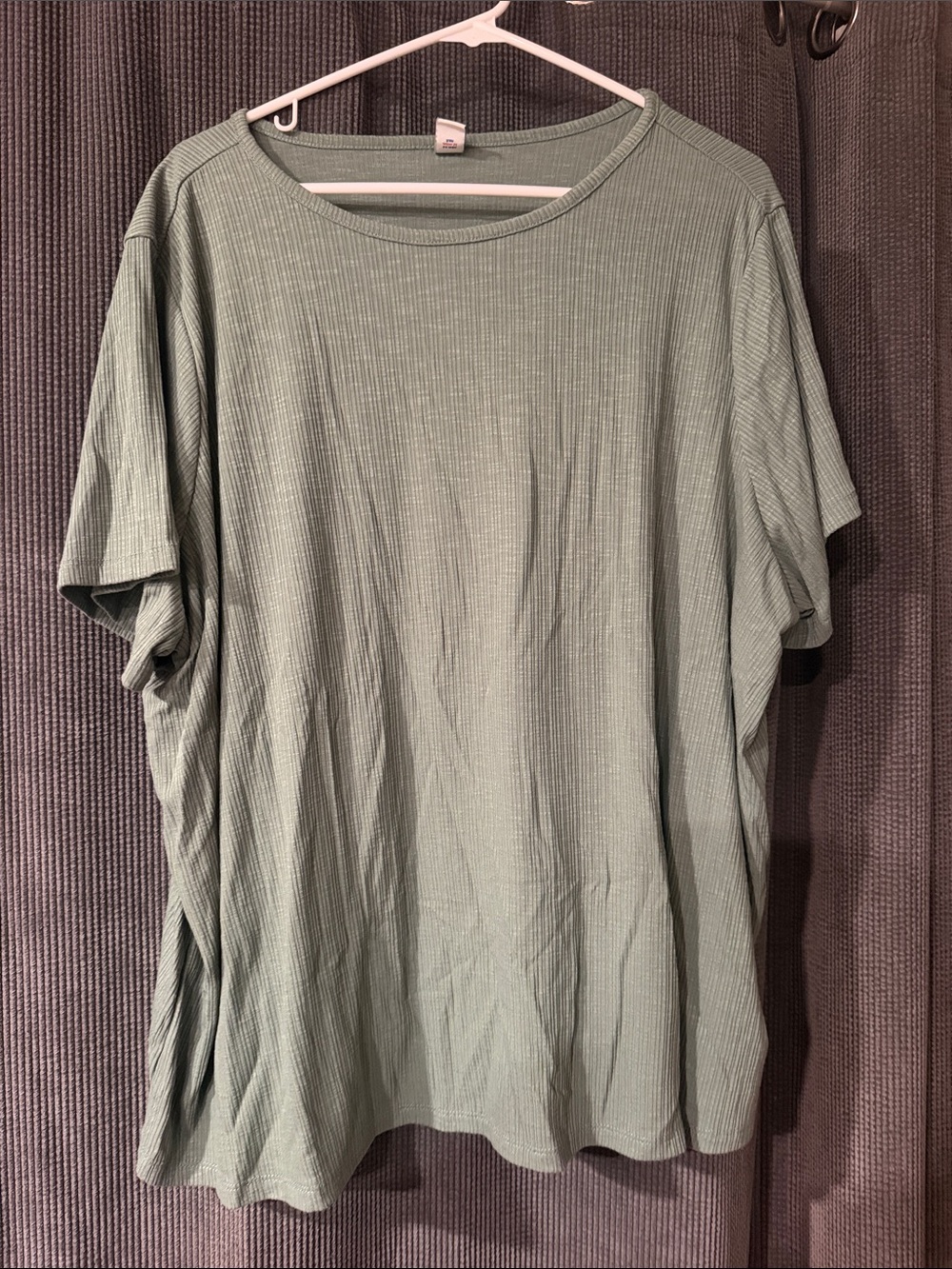 Old Navy Men's Short-Sleeve Crewneck Tee in Light Sage